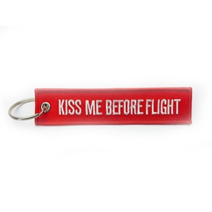 Nøkkelring "Kiss Me Before Flight"